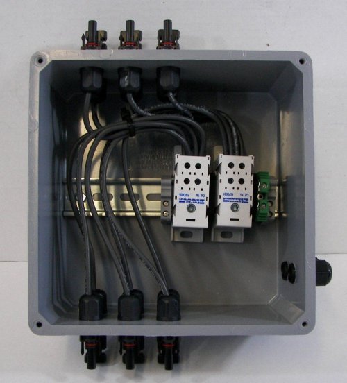 6-String Pre-wired Solar Power Combiner Box